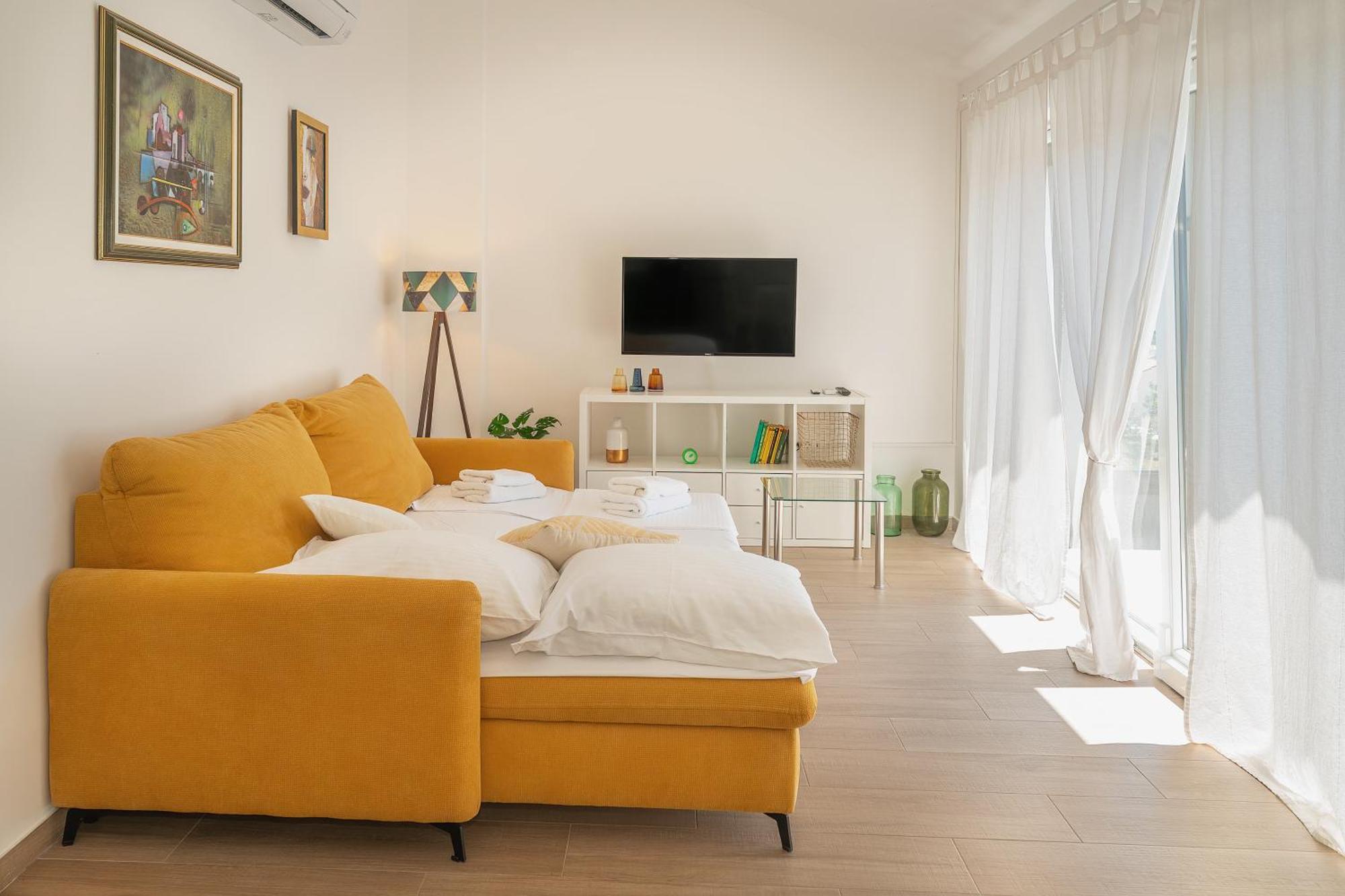 Poolside Apartments Anabella Baška Exteriér fotografie